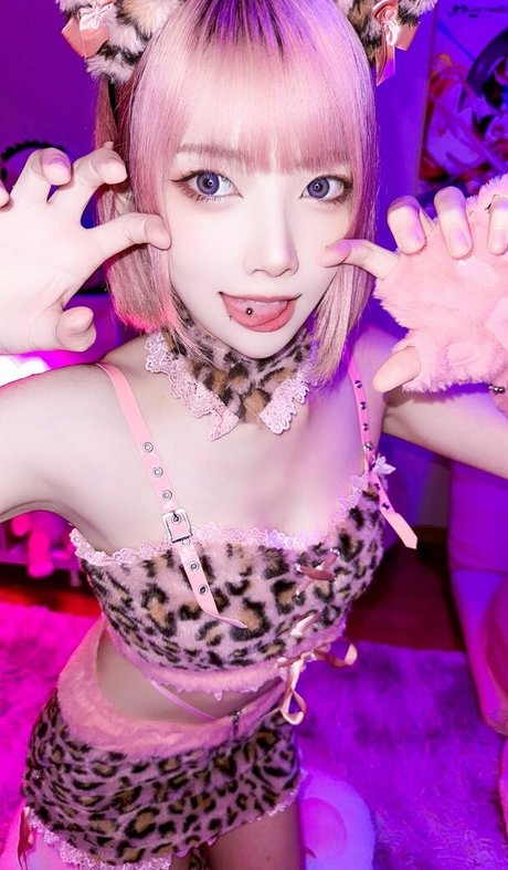 Nacktes geleaktes OnlyFans-Foto von Ponyoouji