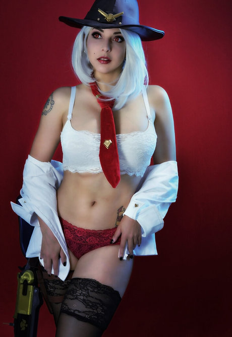 Shermie Cosplay