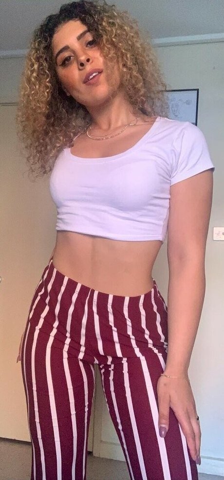 Nacktes geleaktes OnlyFans-Foto von Justyeliz