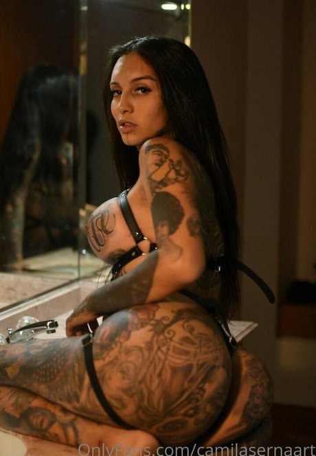 Nacktes geleaktes OnlyFans-Foto von Camilasernaart