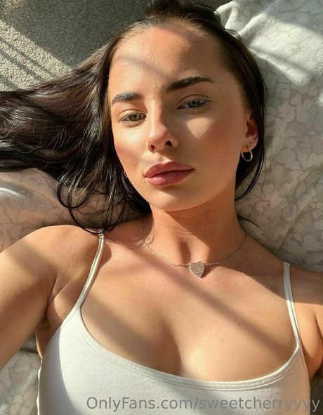 Nacktes geleaktes OnlyFans-Foto von Sweetcherryyyy
