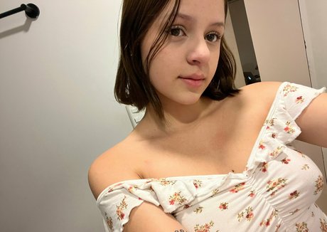 Nacktes geleaktes OnlyFans-Foto von Evabonnet