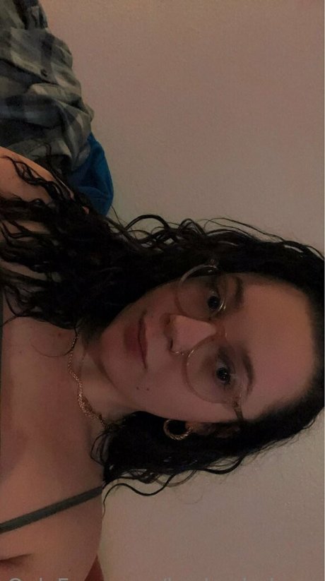 Nacktes geleaktes OnlyFans-Foto von Lowkeybabyyy