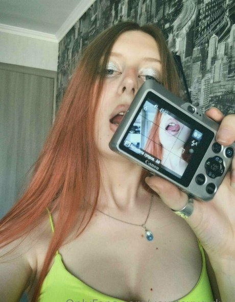 Yourfoxygirlxo