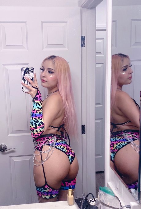 Nacktes geleaktes OnlyFans-Foto von Kutie Kitten