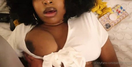 Nacktes geleaktes OnlyFans-Foto von Isabellanoona