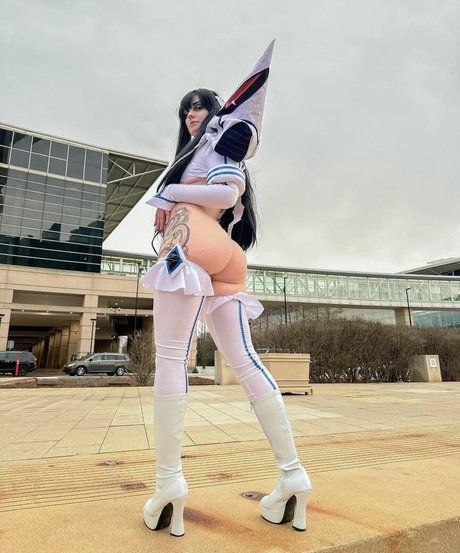 Nacktes geleaktes OnlyFans-Foto von Lauren Dragneel