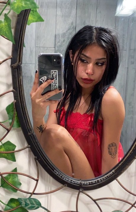 Nacktes geleaktes OnlyFans-Foto von Paintjunkbunny