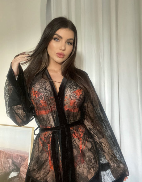 Nacktes geleaktes OnlyFans-Foto von Nicole Thorne