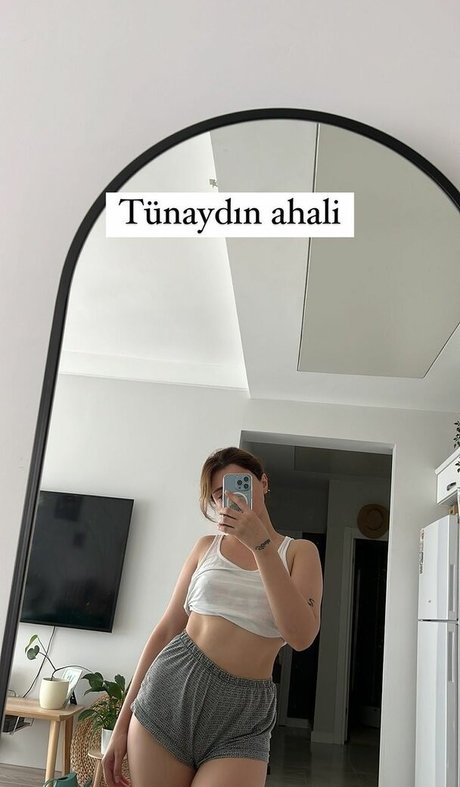 Nacktes geleaktes OnlyFans-Foto von Buse Yilmaz
