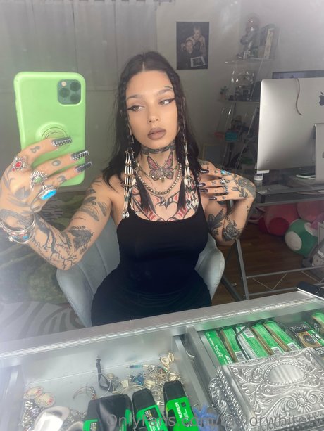 Nacktes geleaktes OnlyFans-Foto von Taylor White