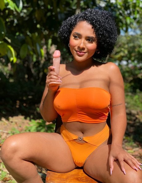Nacktes geleaktes OnlyFans-Foto von Raychellemcm