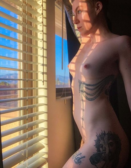 Nacktes geleaktes OnlyFans-Foto von Comicbookgirl19