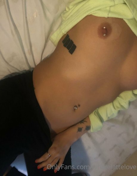 Nacktes geleaktes OnlyFans-Foto von Alicia Costello