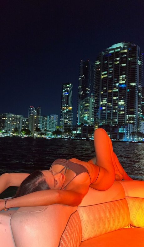 Nacktes geleaktes OnlyFans-Foto von Alexia Inguanzo