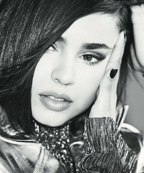 Nacktes geleaktes OnlyFans-Foto von Sofia Carson