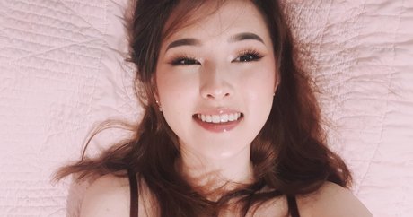 Nacktes geleaktes OnlyFans-Foto von Tinakitten