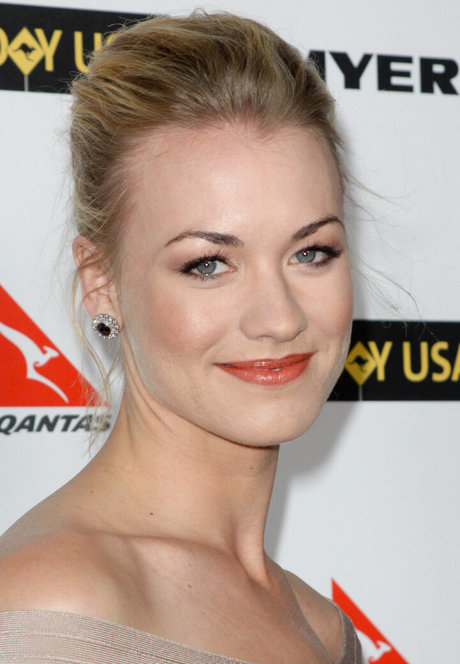 Yvonne Strahovski