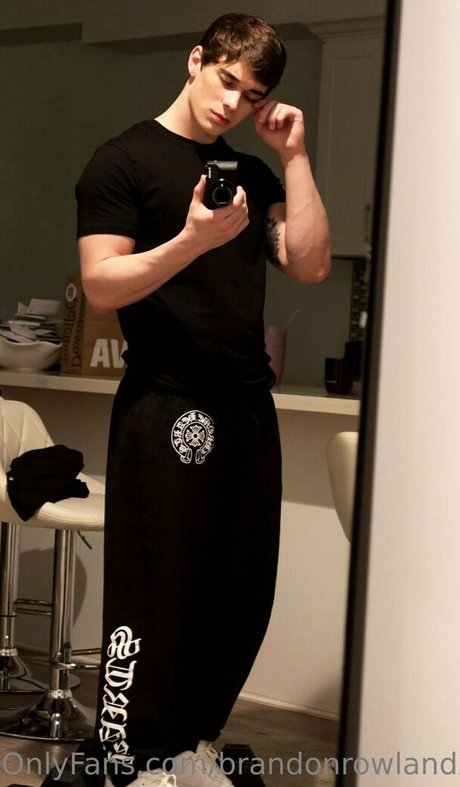 Nacktes geleaktes OnlyFans-Foto von Brandonrowlandx