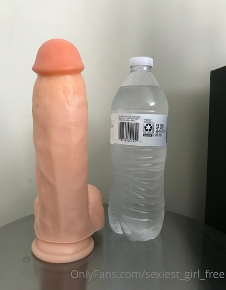 Nacktes geleaktes OnlyFans-Foto von Sexiestgirlfree