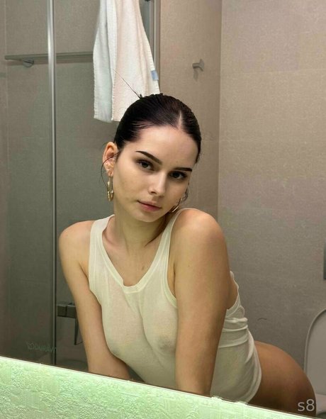 Nacktes geleaktes OnlyFans-Foto von Diva Bhady