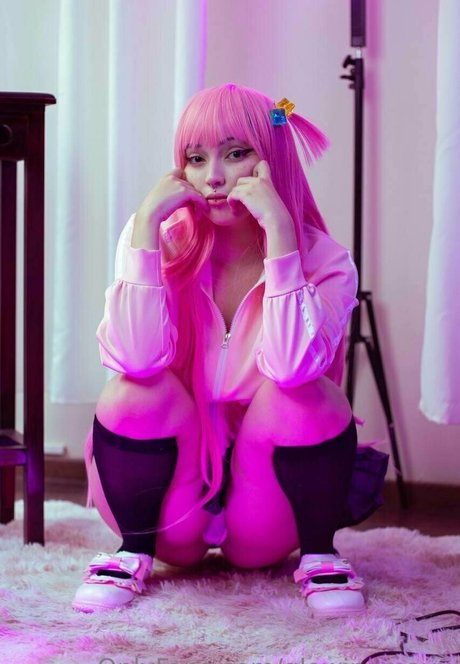 Nacktes geleaktes OnlyFans-Foto von Glowingmayu