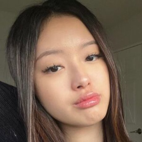 Nacktes geleaktes OnlyFans-Foto von Lizzieekim