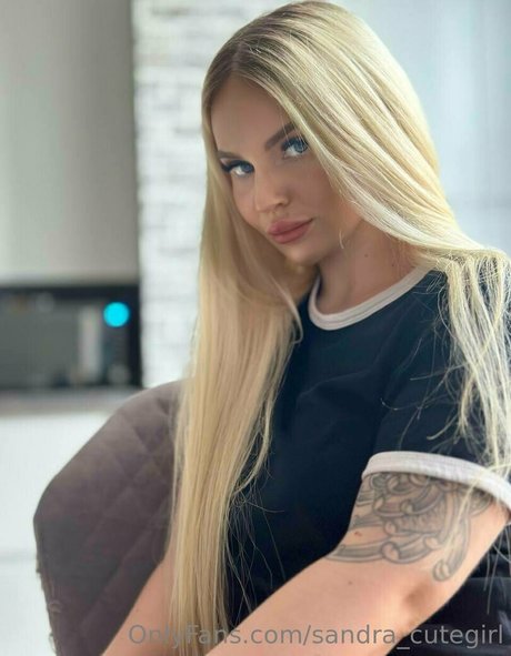 Sandracutegirl