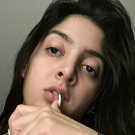 Nacktes geleaktes OnlyFans-Foto von Armendarizvanne
