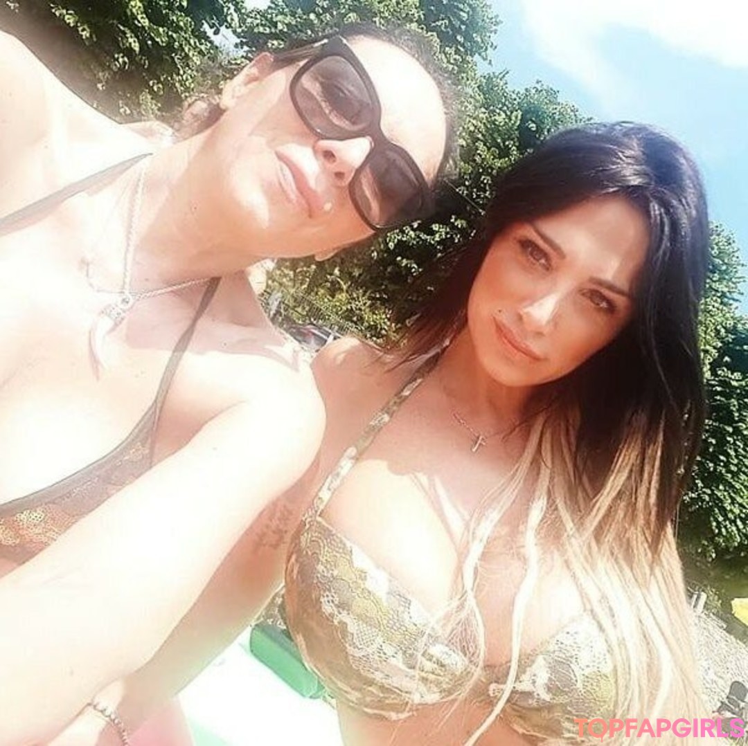 Nacktes geleaktes OnlyFans-Foto von Marika Fruscio #1256