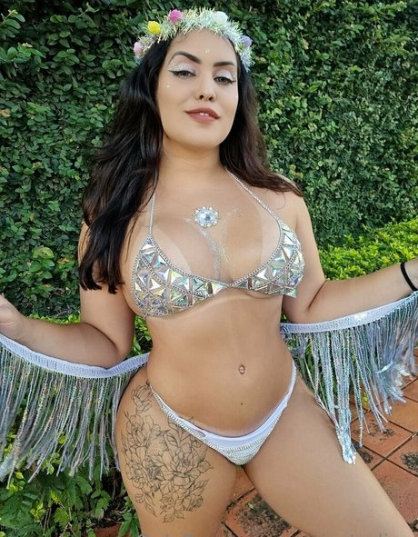 Nacktes geleaktes OnlyFans-Foto von Raphaela Starling