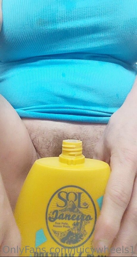 Nacktes geleaktes OnlyFans-Foto von Juicywheels1