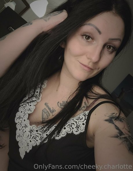 Cheeky.charlotte