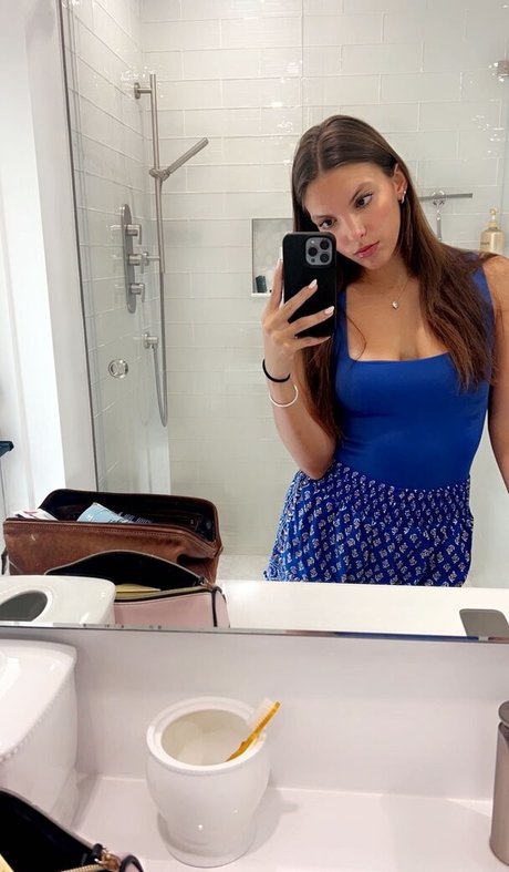 Nacktes geleaktes OnlyFans-Foto von Jackie Aron