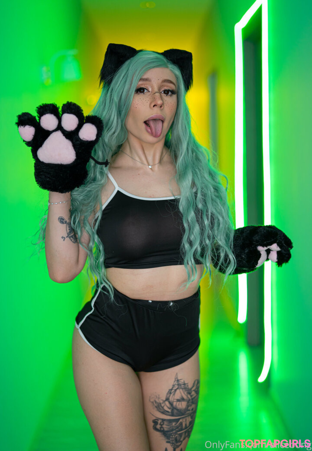 Nacktes geleaktes OnlyFans-Foto von Alicebong #1221