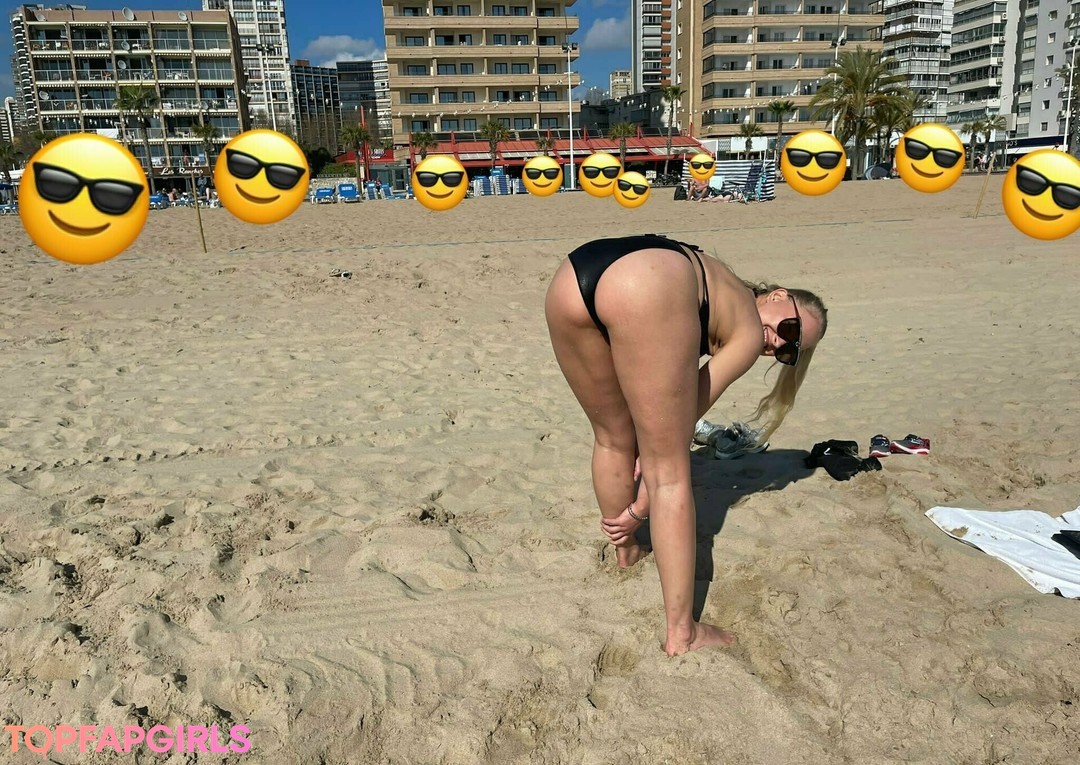 Nacktes geleaktes OnlyFans-Foto von Siswet19 #1020