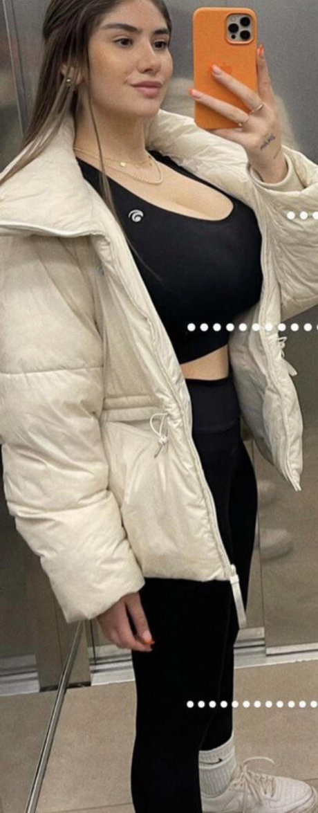 Nacktes geleaktes OnlyFans-Foto von Lisastraube