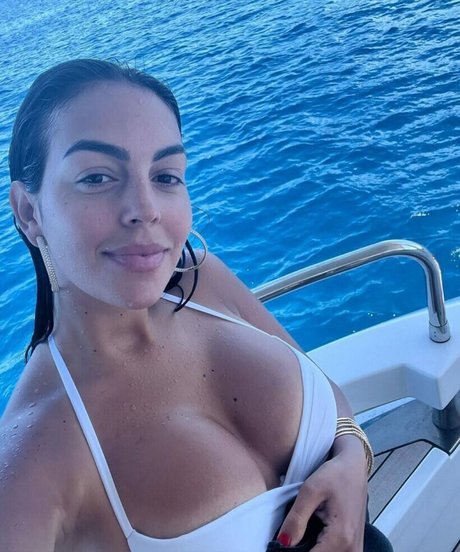 Nacktes geleaktes OnlyFans-Foto von Georgina Rodriguez