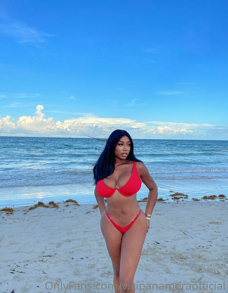 Nacktes geleaktes OnlyFans-Foto von Vivi