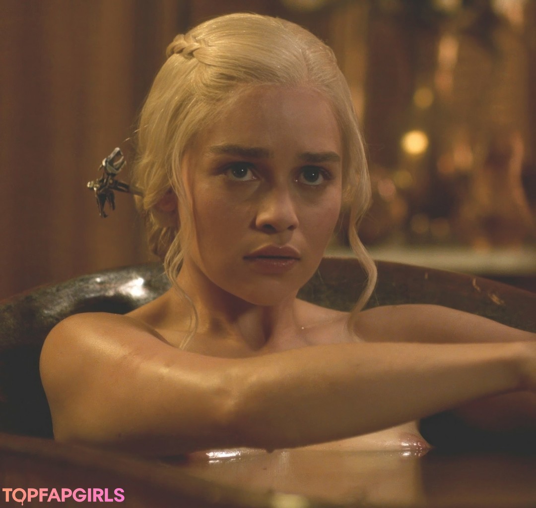 Nacktes geleaktes OnlyFans-Foto von Emilia Clarke #1179