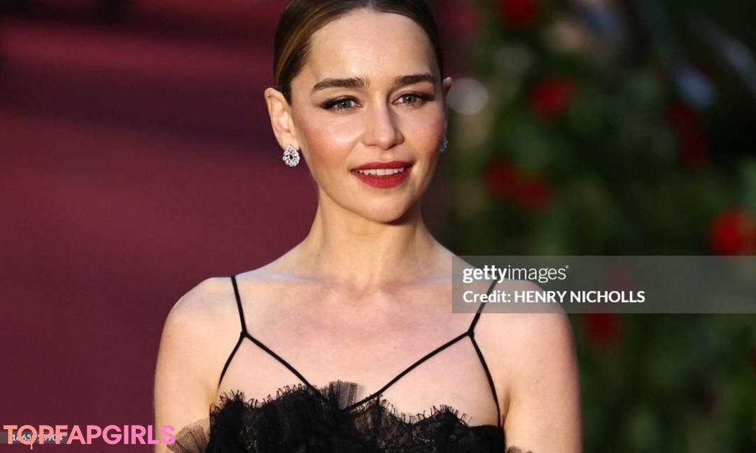 Nacktes geleaktes OnlyFans-Foto von Emilia Clarke #1214