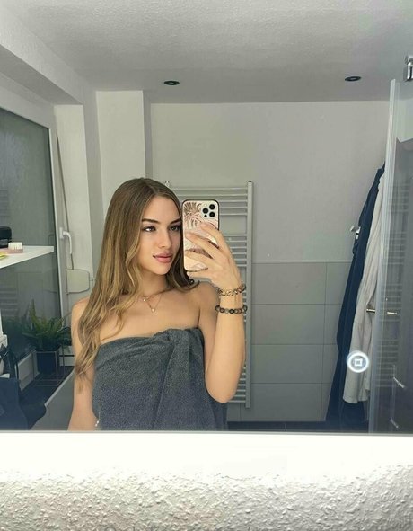 Nacktes geleaktes OnlyFans-Foto von Maysweetshot