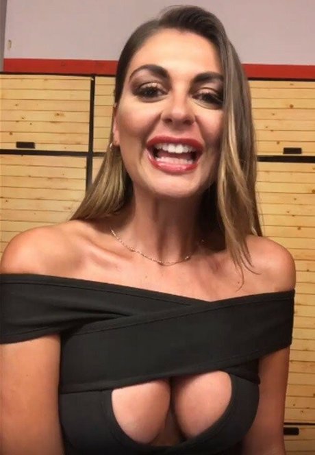 Nacktes geleaktes OnlyFans-Foto von Jolanda De Rienzo