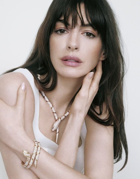 Anne Hathaway