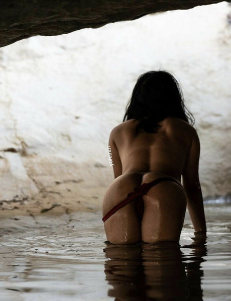 Nacktes geleaktes OnlyFans-Foto von Yoixuan