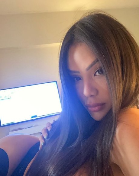 Nacktes geleaktes OnlyFans-Foto von Victoria Helena