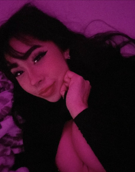Nacktes geleaktes OnlyFans-Foto von Vivianerosales