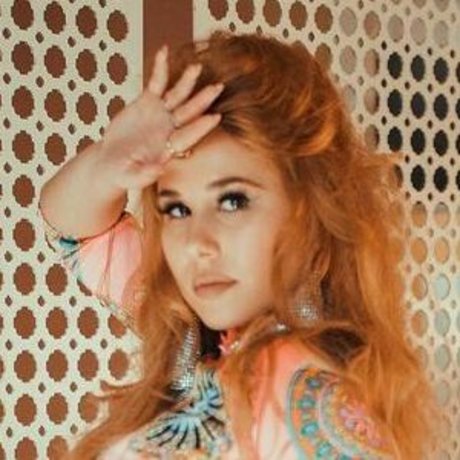 Nacktes geleaktes OnlyFans-Foto von Haley Reinhart