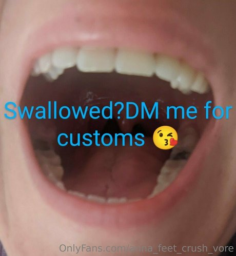 Nacktes geleaktes OnlyFans-Foto von Annafeetcrushvore