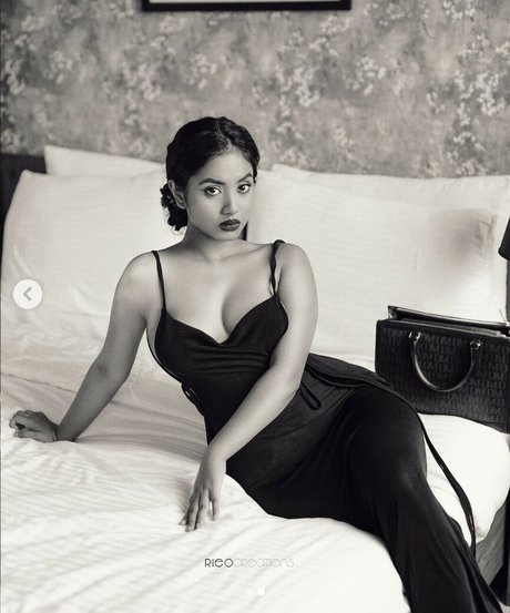 Nacktes geleaktes OnlyFans-Foto von Sneha Biswas